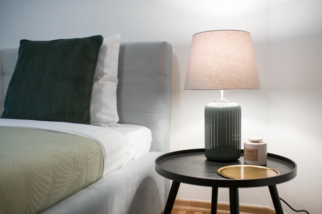 Wawelove Pilsudskiego - 3 Bedroom Apt. With Balcony And Free Parking! Kraków Eksteriør billede