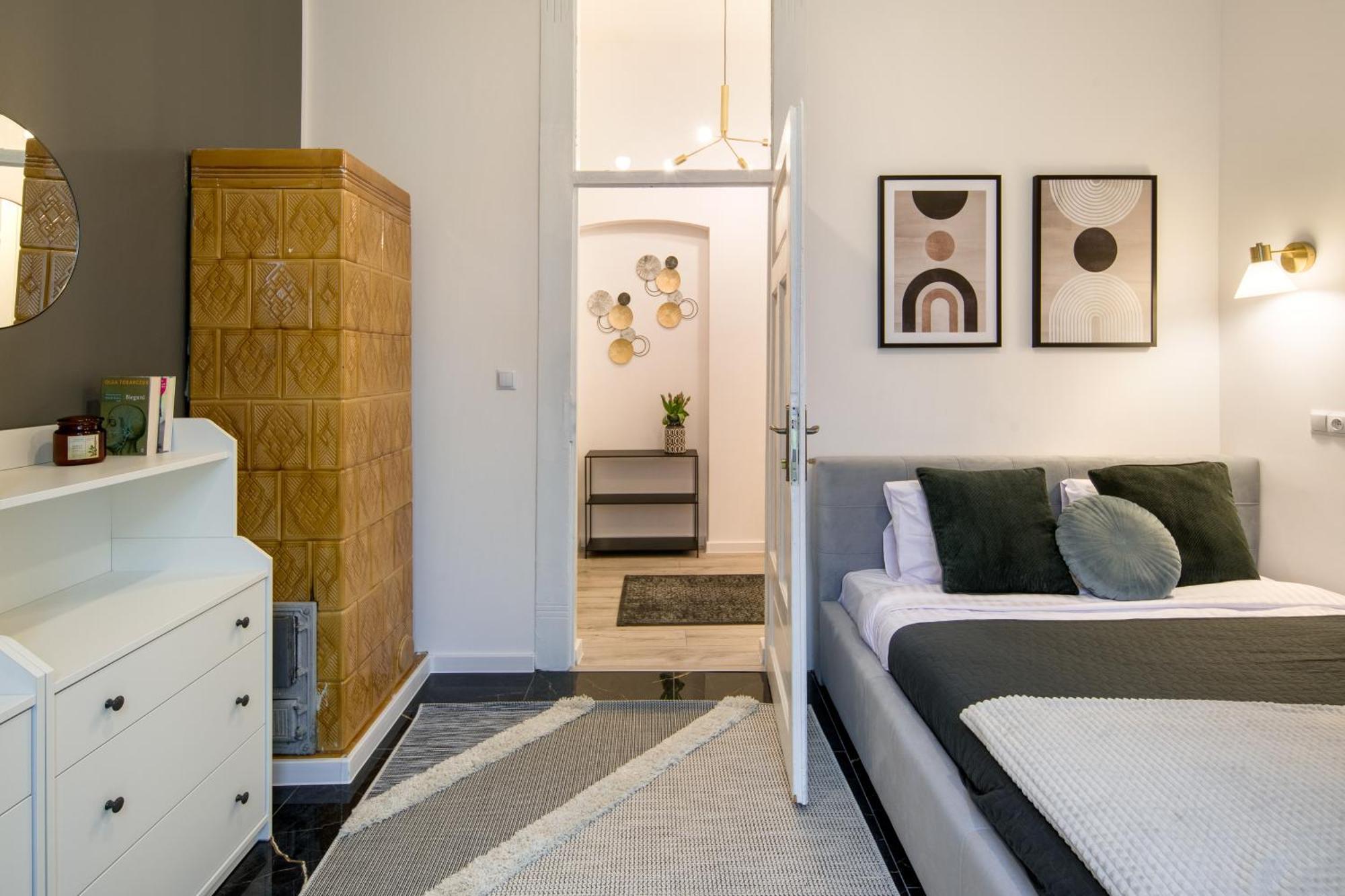 Wawelove Pilsudskiego - 3 Bedroom Apt. With Balcony And Free Parking! Kraków Eksteriør billede