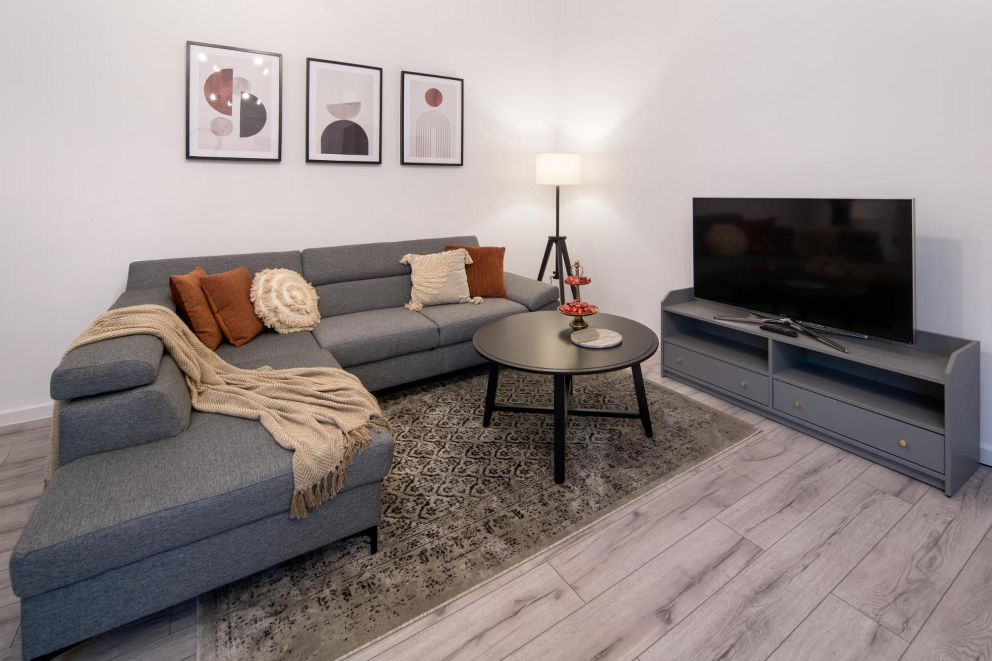 Wawelove Pilsudskiego - 3 Bedroom Apt. With Balcony And Free Parking! Kraków Eksteriør billede